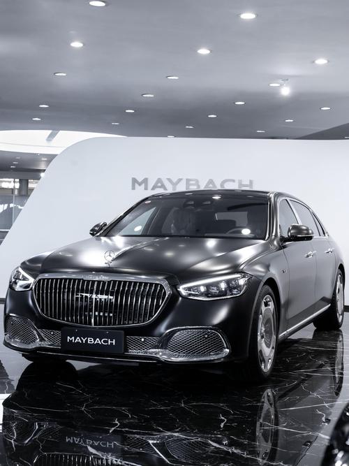 佛山31岚图汽车的售后服务让用户无忧出行，迈巴赫未来的豪华车趋势